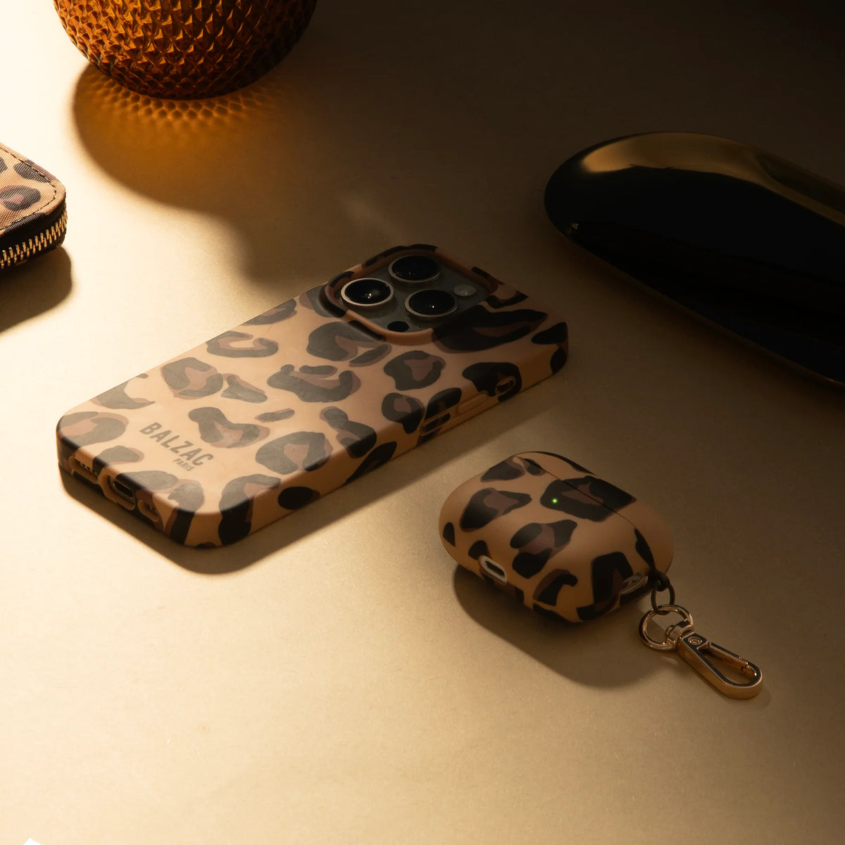 Native Union x Balzac Leopard Deksel til iPhone 16 Pro