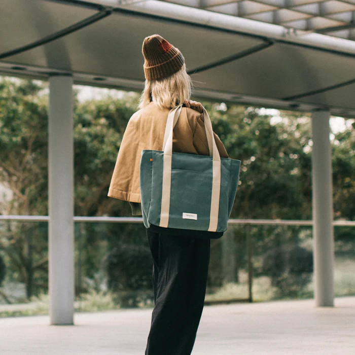 Native Union W.F.A Totebag Pro 16L - Slate Green