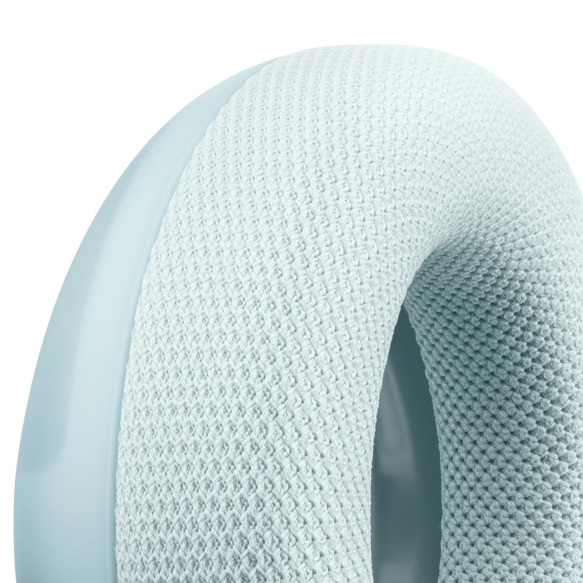 Beats 360 lukkede hodetelefoner – himmelblå med Performance Knit-puter i himmelblå