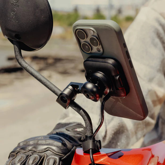 Peak Design iPhone-stativfeste til Motorsykkel speilramme med Qi2-lading